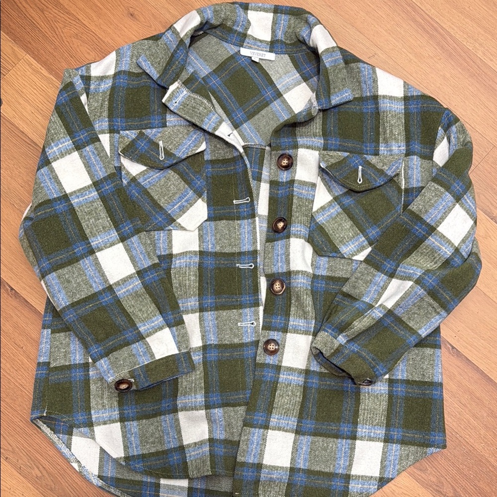 Womens shirt jacket (shacket)